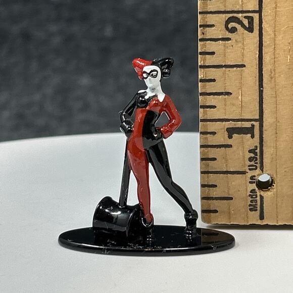 TM & DC Comics s17 Nano Metalfigs Harley Quinn Mini Metal Collectible Figure - Picture 1 of 6